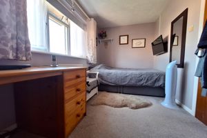 Bedroom - click for photo gallery